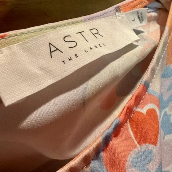 NWOT ASTR the Label High Neck Open Back Midi Dress - Orange blue multi - Size L - Picture 10 of 10